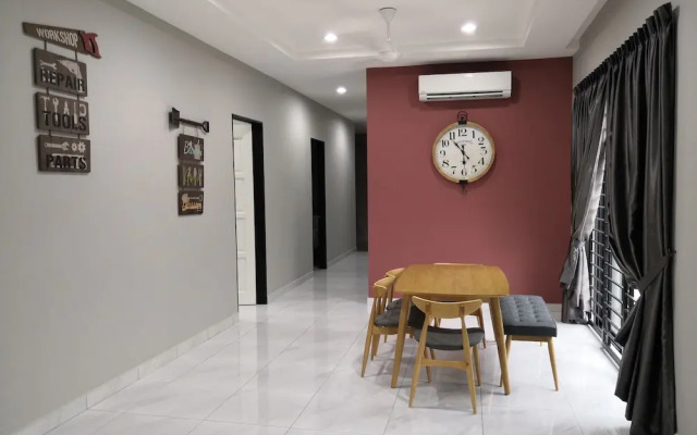 RE - Roomy Stay