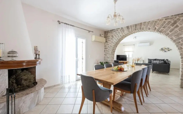Sun and Salt 3bedroom House