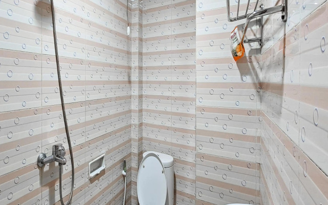 OYO 2057 Hotel Kharisma