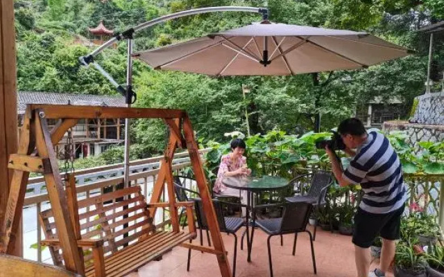 Nanjing Tulou Xinyuan Inn