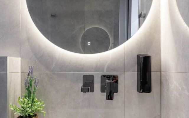 Amalthia Luxury Suites