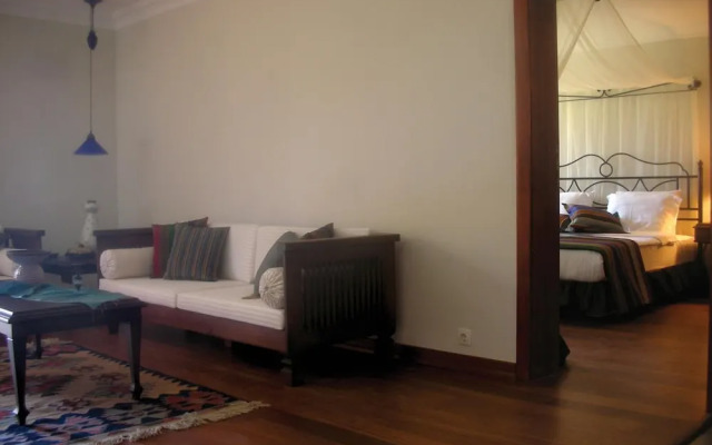 Kumlubuk Maris Hotel