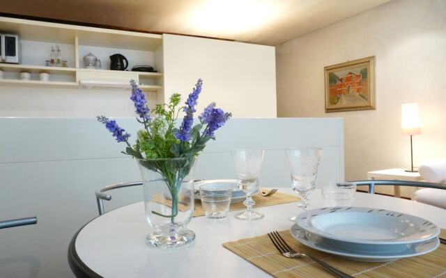 Trifora apartment