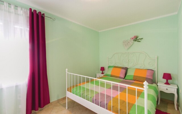 Nice Home in Kanfanar With Wifi and 2 Bedrooms