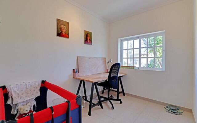 Casa de Apra by Portucasa