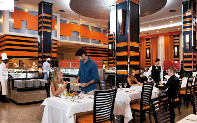 Hotel Riu Palace Bavaro - All Inclusive