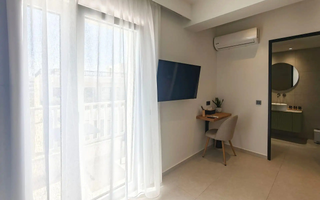 Aeolia Boutique Hotel