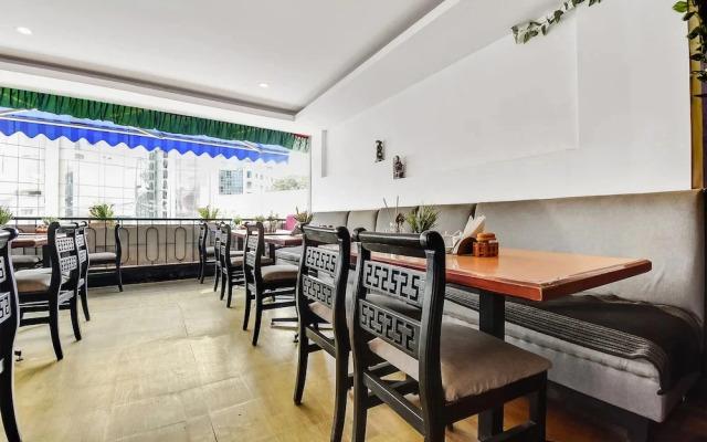 Hotel Shangrila by OYO Rooms