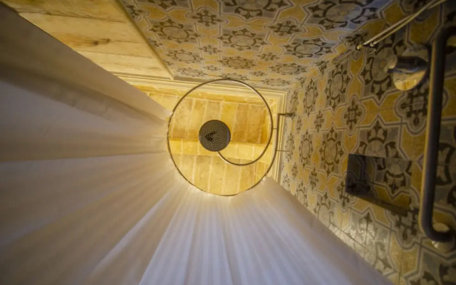 Senglea Suites