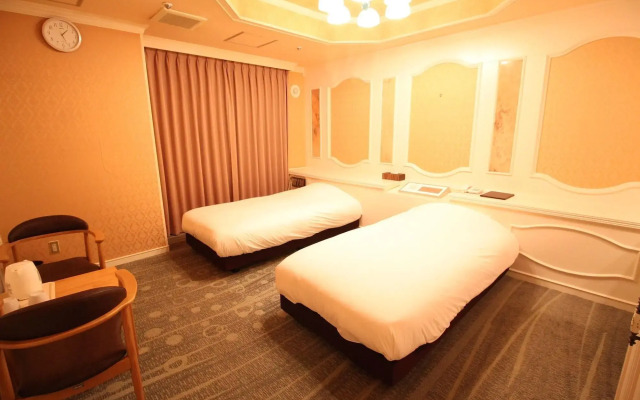 Royal Hotel Shinokubo