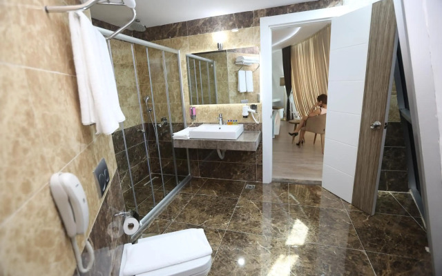 Elips Royal Hotel & Spa