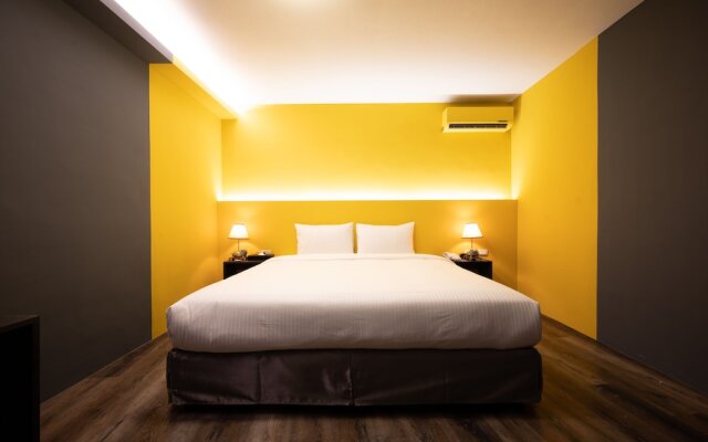Yilan East Hotel