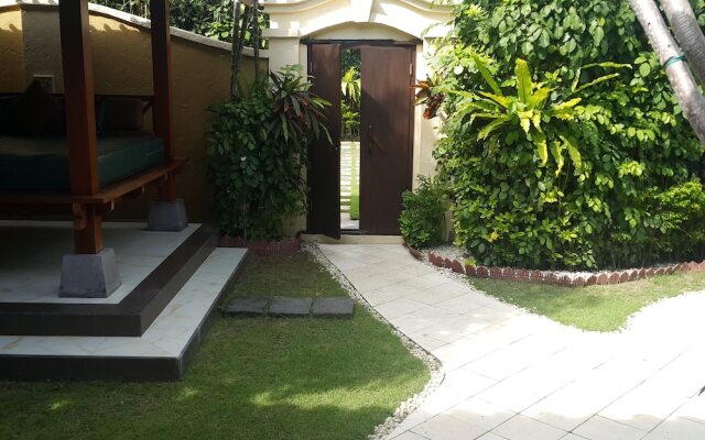 Emerald Villa B-18