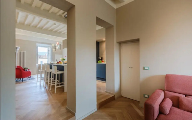 Casa Pino in Lucca With 2 Bedrooms and 2 Bathrooms