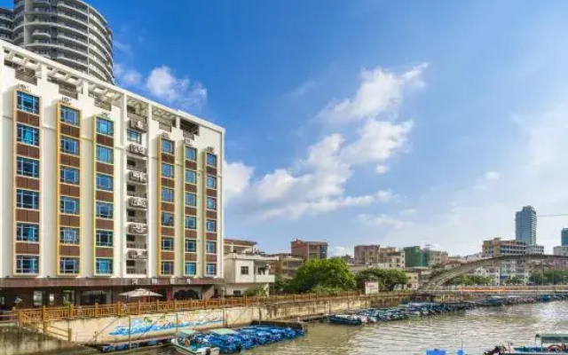 Riverside Apartment (Gold Coast Branch)