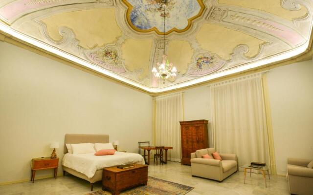 Casa Degli Affreschi a Palazzo Lungarini by Wonderful Italy