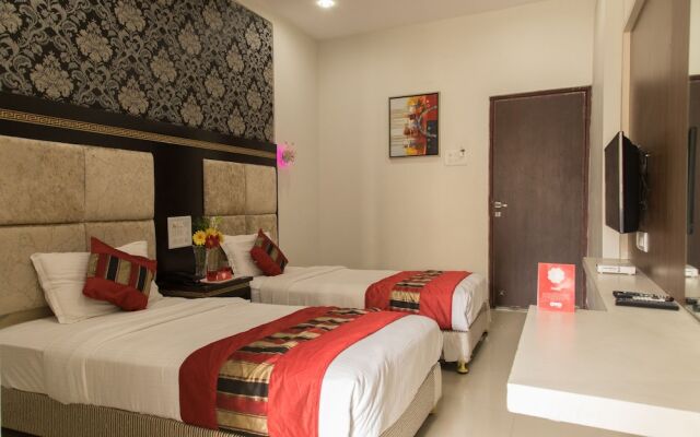 OYO Premium Nagpur C A Road