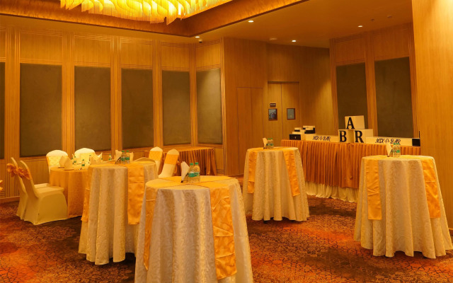 Ramada Encore By Wyndham Chandigarh Zirakpur