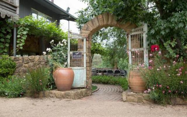Feathertop Winery