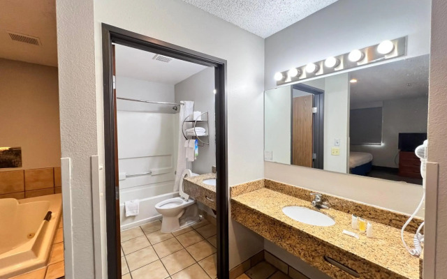 Antelope Inn and Suites