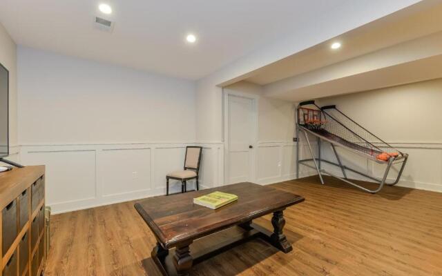 Lake Trail Treehouse