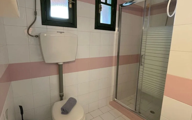 Aquarius Apartments by Checkin