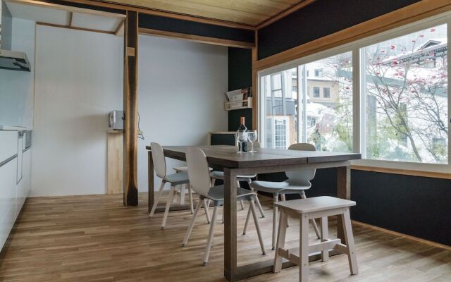 Nozawa Gondola Apartments