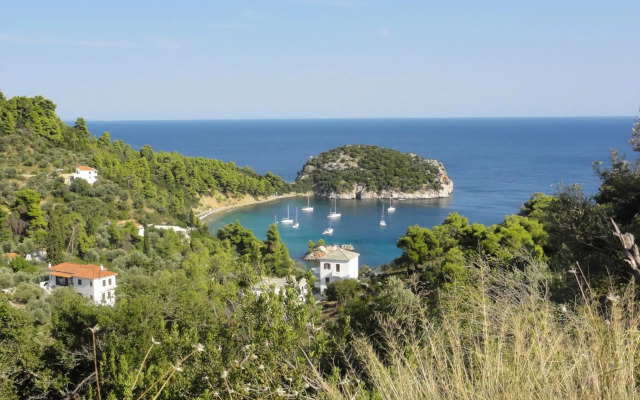 Stafylos Suites Boutique Hotel