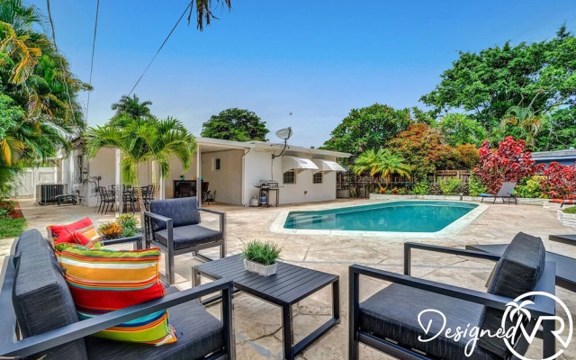 Amazing 4BR with Private Heated Pool