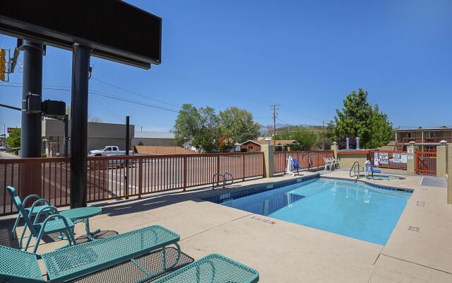 Econo Lodge Hurricane Zion Park Area