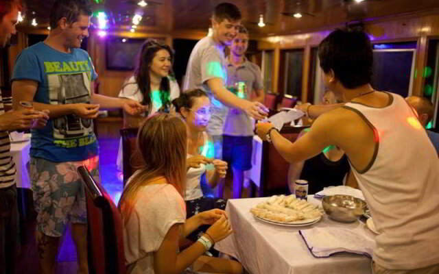 Halong Aurora Cruises