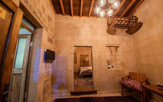 Zula Cave House