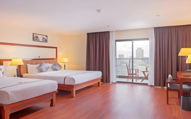 Poulo Wai Hotel, Trademark Collection by Wyndham