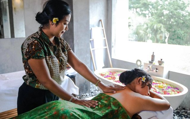 Purana Suite Ubud