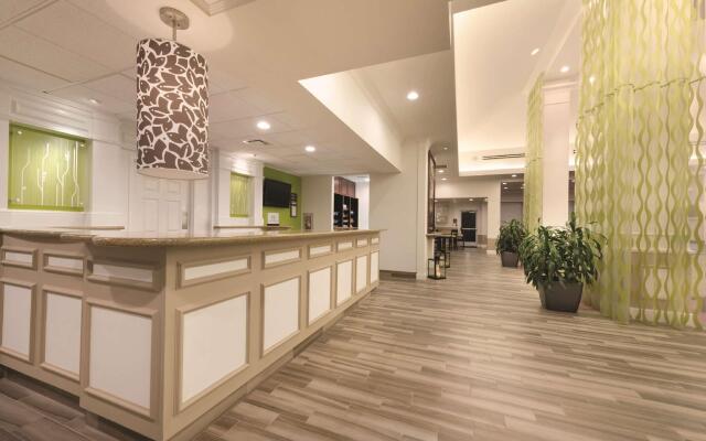 Hilton Garden Inn Akron Canton Airport