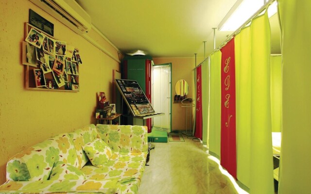 Awesome Home in Vinez With Wifi and 7 Bedrooms