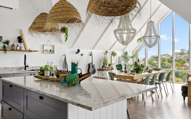 Sea Holly House in Beer