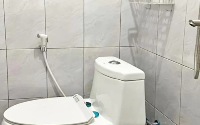 OYO 90708 Kbr Home