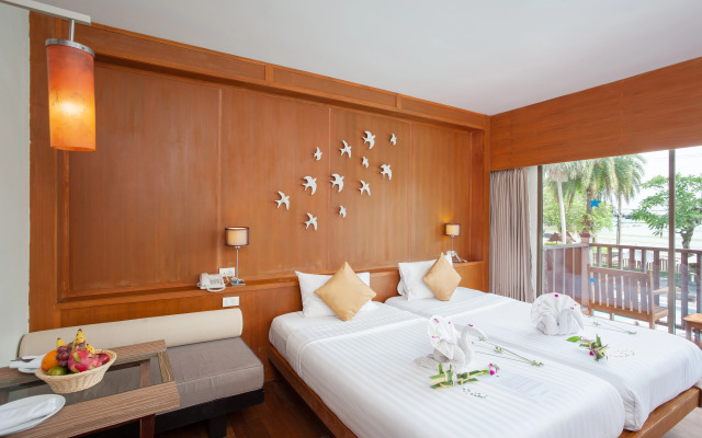 Seaview Patong Hotel