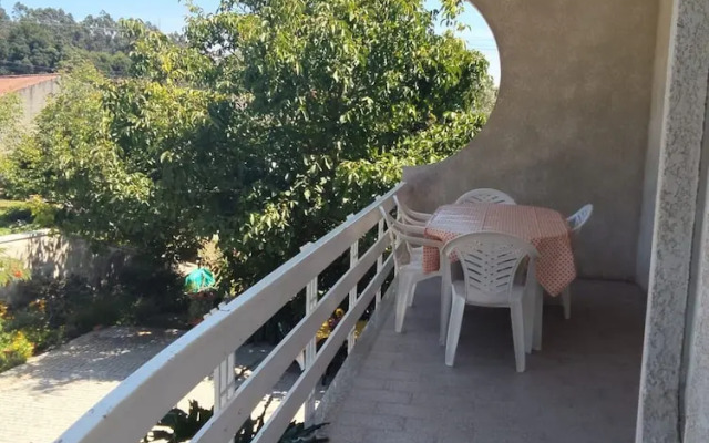 Sweet 3 Bedrooms Terrace Home Close Esposende
