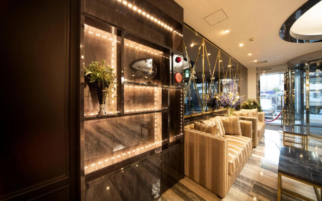 The Grandeur Hotel