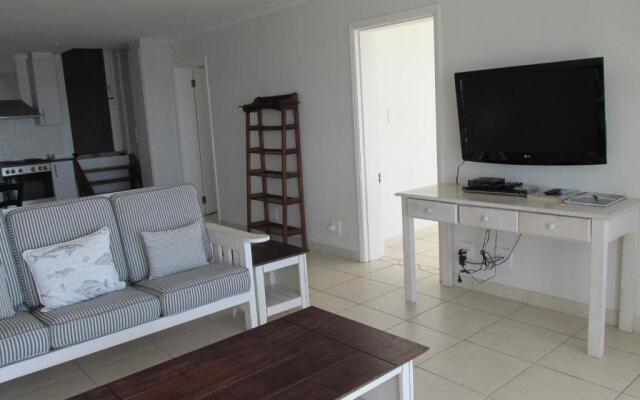 Point Village Accommodation - Linda