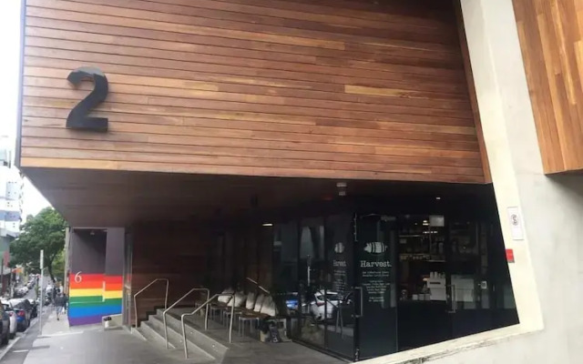 Eclectic 1 Bedroom South Yarra Hideaway