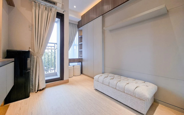 Modern And Warm Studio At Apartment Transpark Bintaro – Guest Rooms – South Tangerang