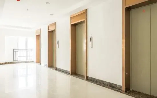 Fangchenggang Weiyue Apartment