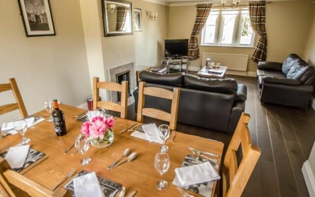 Plawsworth Aparthotel