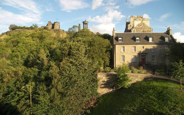 Calton Hill Apartment