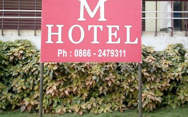 M Hotel Benz Circle