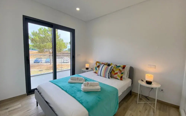 Quarteira Modern by Homing