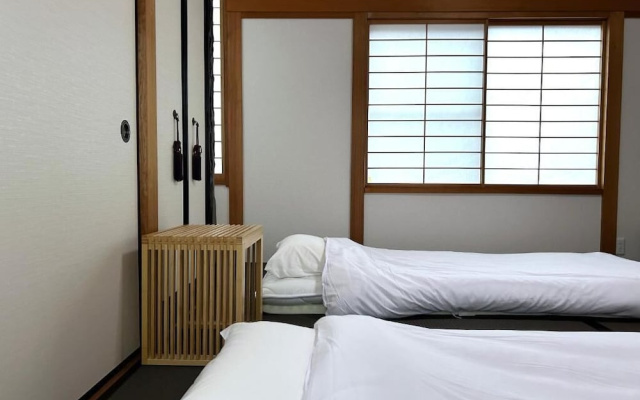 Hook House Stay – Guest Rooms – Kanazawa
